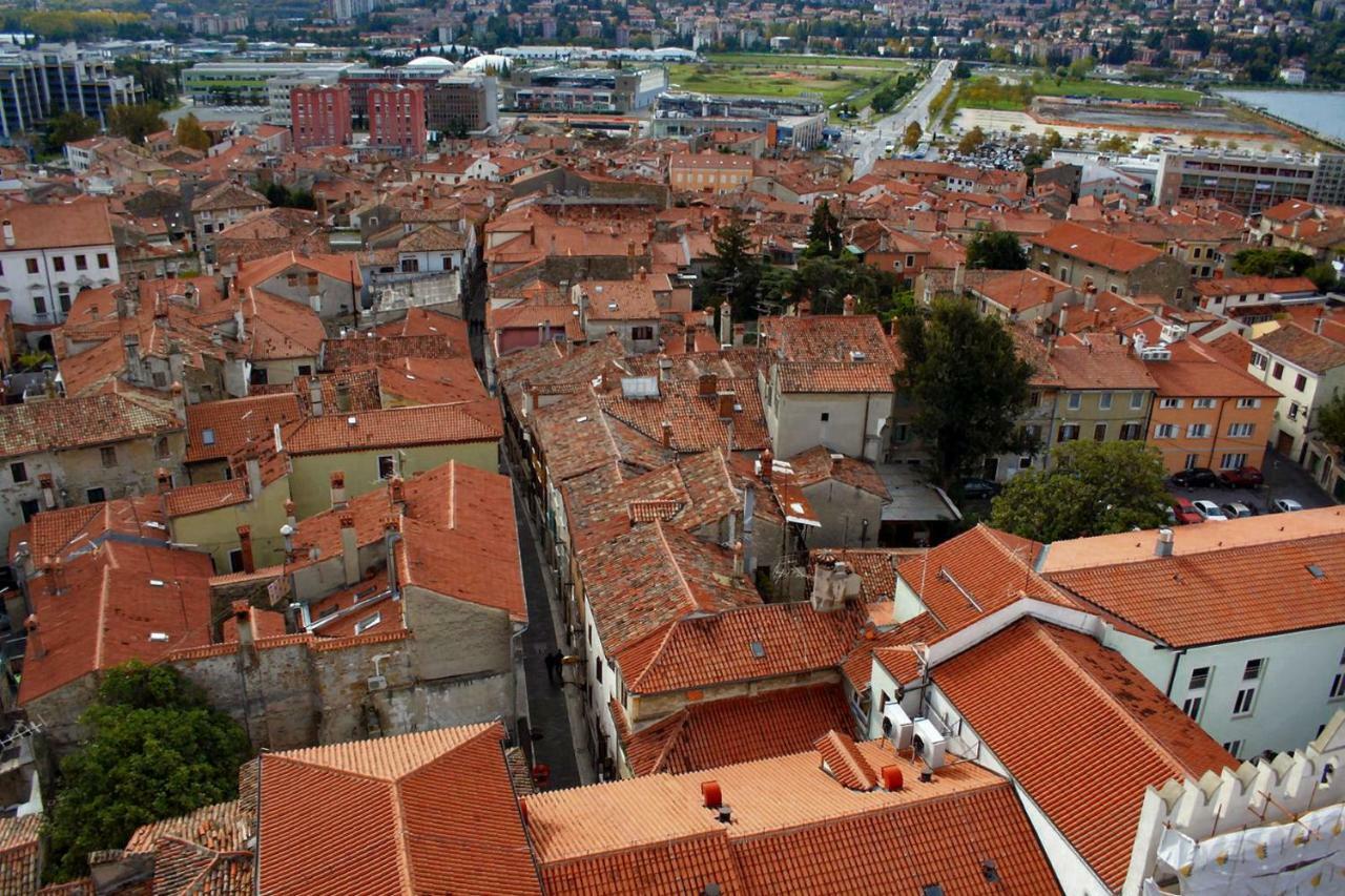 Old Court Palace Koper Otel Dış mekan fotoğraf